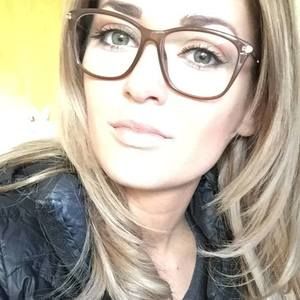 Meet your Posher, Valérie